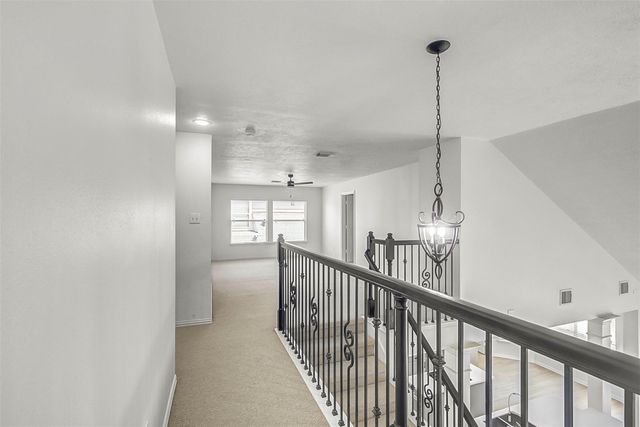 10 Chippewa Trail, Spring, TX 77389