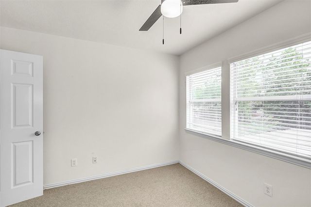 10 Chippewa Trail, Spring, TX 77389