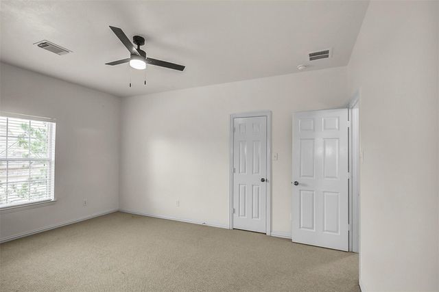10 Chippewa Trail, Spring, TX 77389