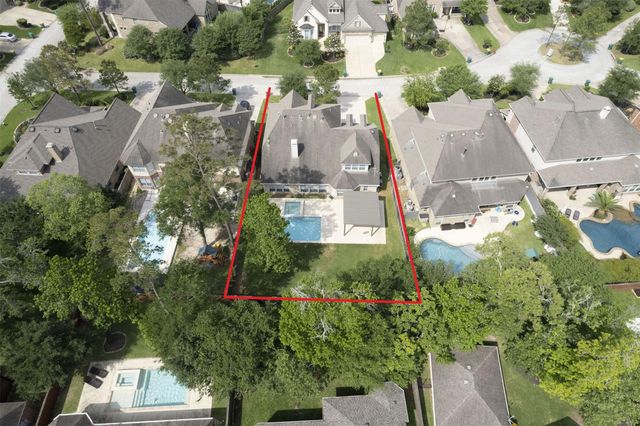 10 Chippewa Trail, Spring, TX 77389