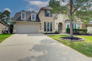 10 Chippewa Trail, Spring, TX 77389