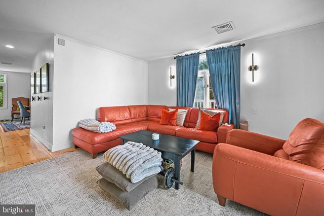100 1ST ST #6, Keyport, NJ 07735
