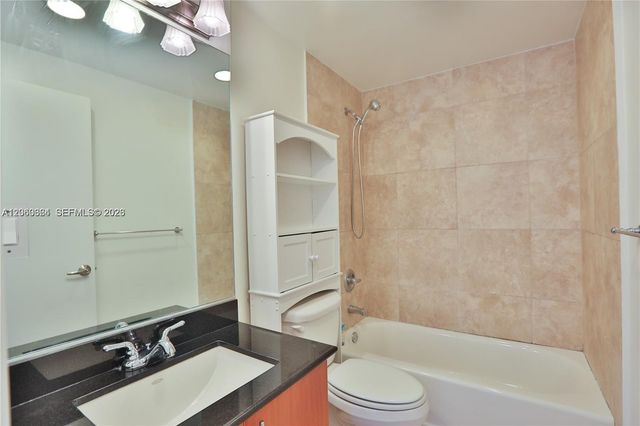 7501 E Treasure Drive 4K, North Bay Village, FL 33141