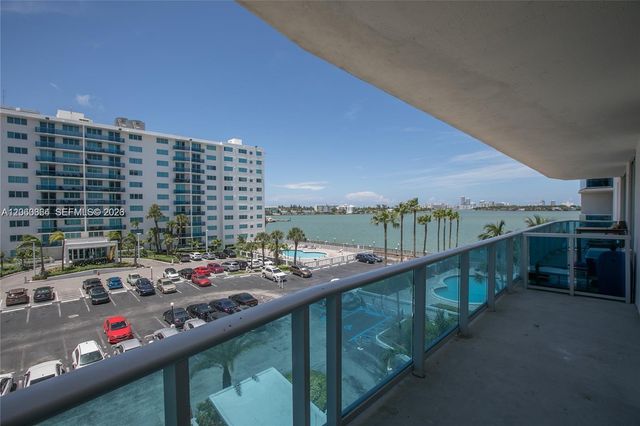 7501 E Treasure Drive 4K, North Bay Village, FL 33141