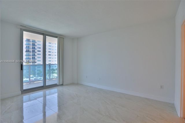 7501 E Treasure Drive 4K, North Bay Village, FL 33141