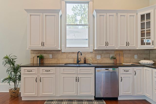 1211 Boscobel St, Nashville, TN 37206