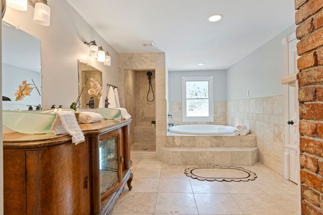 1211 Boscobel St, Nashville, TN 37206