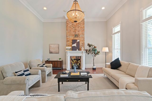 1211 Boscobel St, Nashville, TN 37206