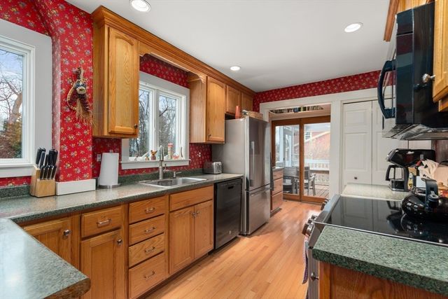 13 Shawmut Ave Ext., Wayland, MA 01778