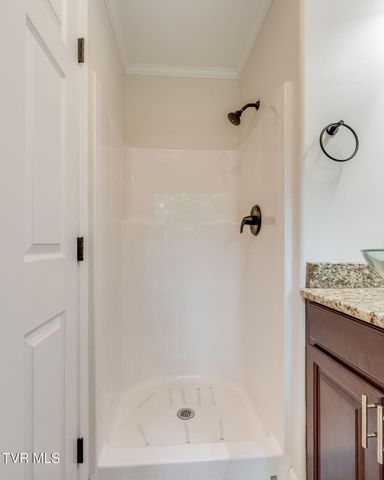 4740 Edens View Road, Kingsport, TN 37664