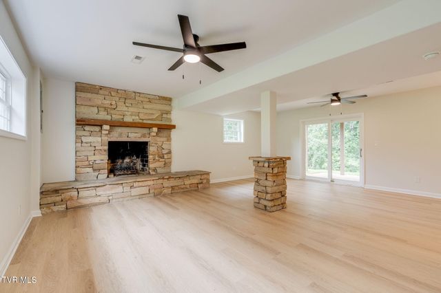 4740 Edens View Road, Kingsport, TN 37664