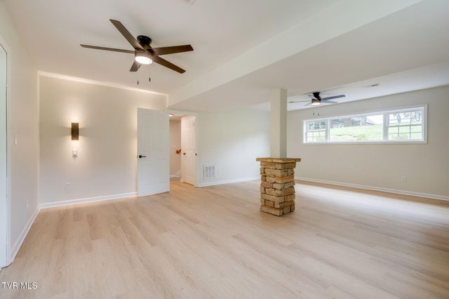 4740 Edens View Road, Kingsport, TN 37664