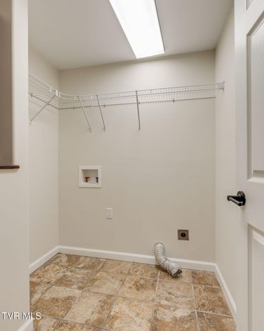 4740 Edens View Road, Kingsport, TN 37664