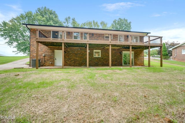4740 Edens View Road, Kingsport, TN 37664