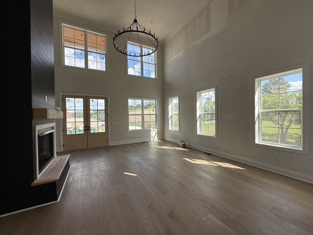 112 Fairway Dr, Clarksville, TN 37043