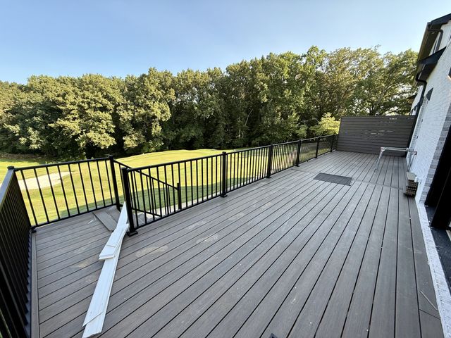 112 Fairway Dr, Clarksville, TN 37043