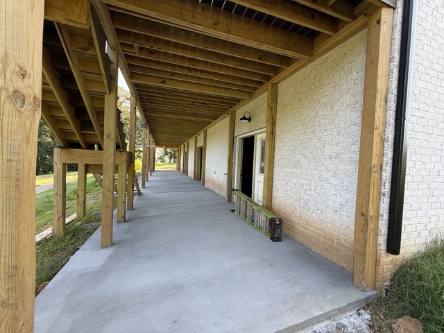 112 Fairway Dr, Clarksville, TN 37043