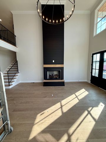 112 Fairway Dr, Clarksville, TN 37043