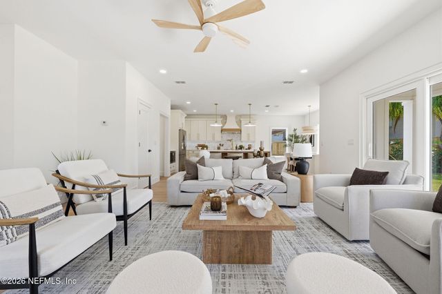 802 4TH Street S, Jacksonville Beach, FL 32250