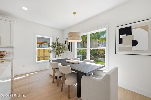 802 4TH Street S, Jacksonville Beach, FL 32250