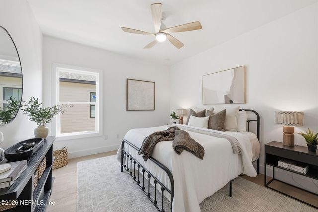 802 4TH Street S, Jacksonville Beach, FL 32250