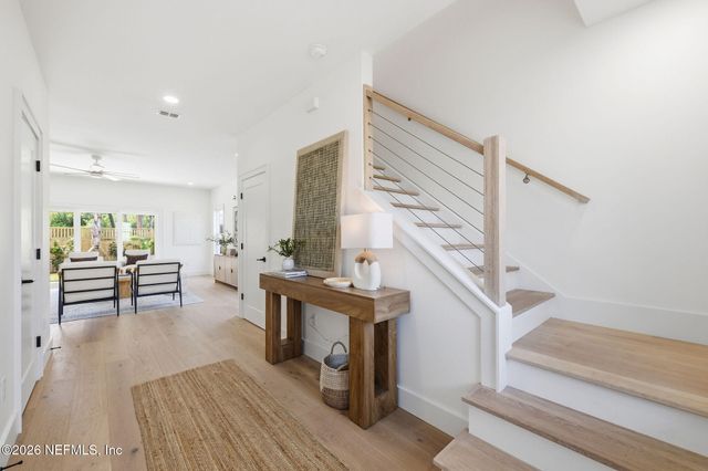 802 4TH Street S, Jacksonville Beach, FL 32250