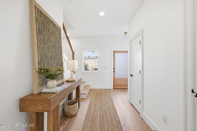 802 4TH Street S, Jacksonville Beach, FL 32250