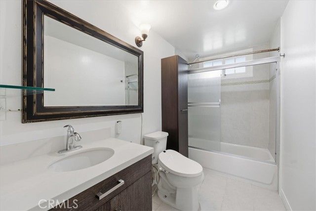 461 W Roberta, Fullerton, CA 92832