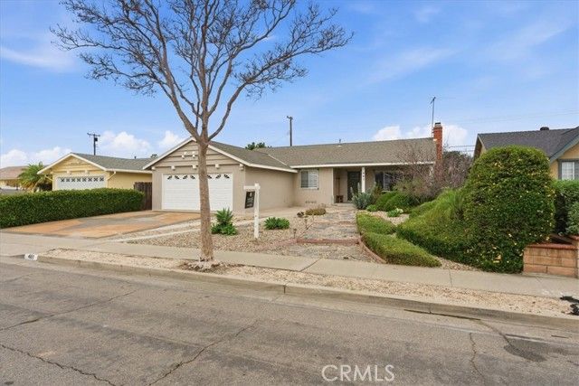 461 W Roberta, Fullerton, CA 92832