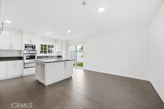 461 W Roberta, Fullerton, CA 92832