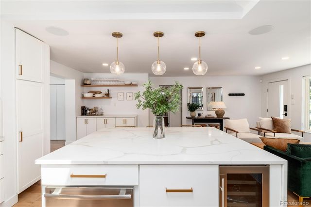 1065 S Monroe Street, Denver, CO 80209