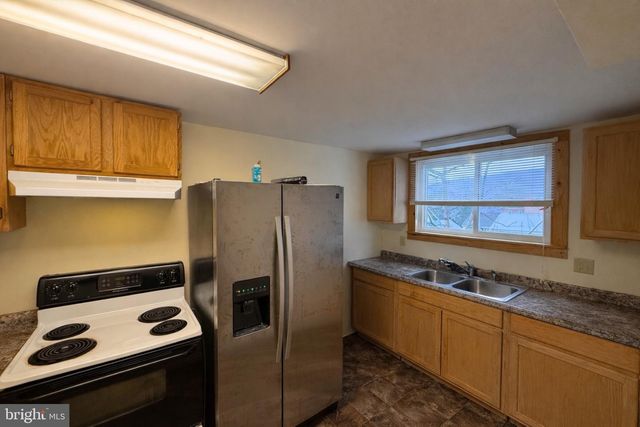 230 CHURCH ST, Huntingdon, PA 16652