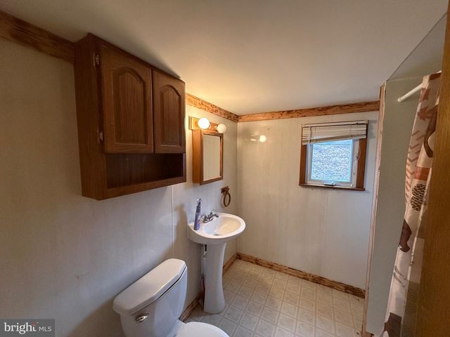 230 CHURCH ST, Huntingdon, PA 16652