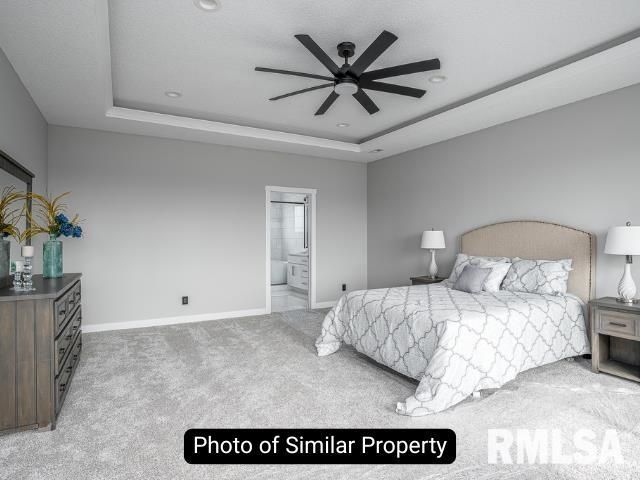 1713 KATIE Court, Davenport, IA 52807