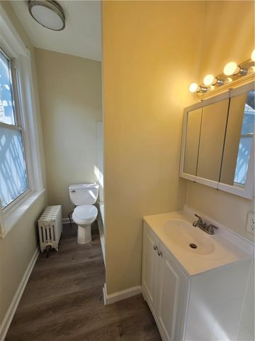 205 Front Street 1R, Catasauqua Boro, PA 18032