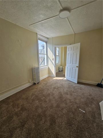 205 Front Street 1R, Catasauqua Boro, PA 18032