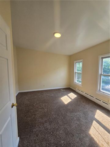 205 Front Street 1R, Catasauqua Boro, PA 18032