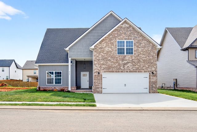 622 Woodrush Dr, Clarksville, TN 37040