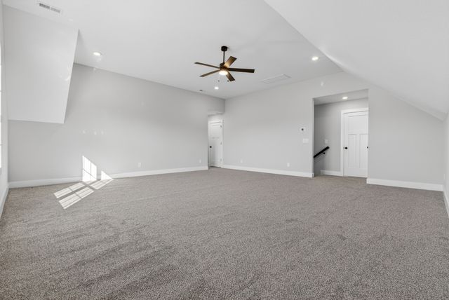 622 Woodrush Dr, Clarksville, TN 37040