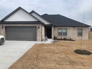 1024 Laux Lane, Pea Ridge, AR 72751