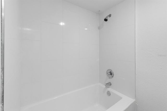 2614 COVE CAY DRIVE 105, Clearwater, FL 33760