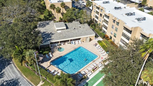 2614 COVE CAY DRIVE 105, Clearwater, FL 33760