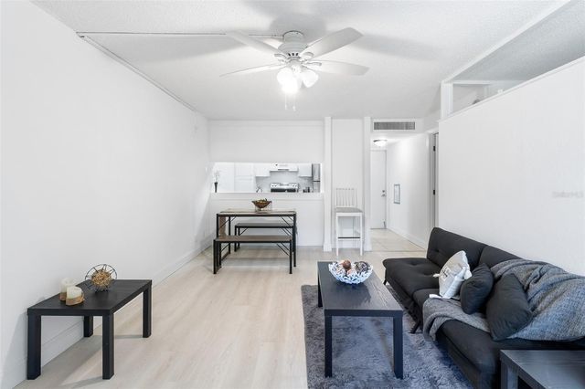 2614 COVE CAY DRIVE 105, Clearwater, FL 33760