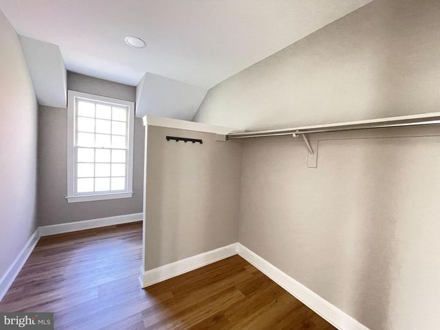 9440 FLOWERDEN LN, Manassas, VA 20110