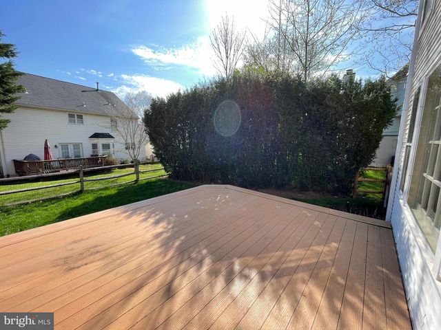 9440 FLOWERDEN LN, Manassas, VA 20110