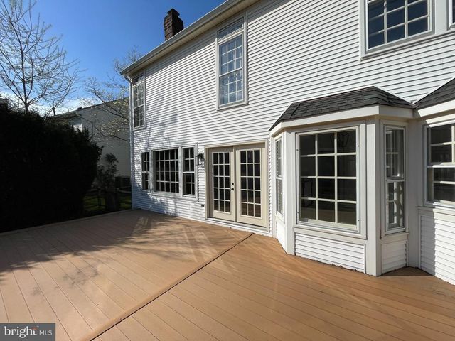 9440 FLOWERDEN LN, Manassas, VA 20110