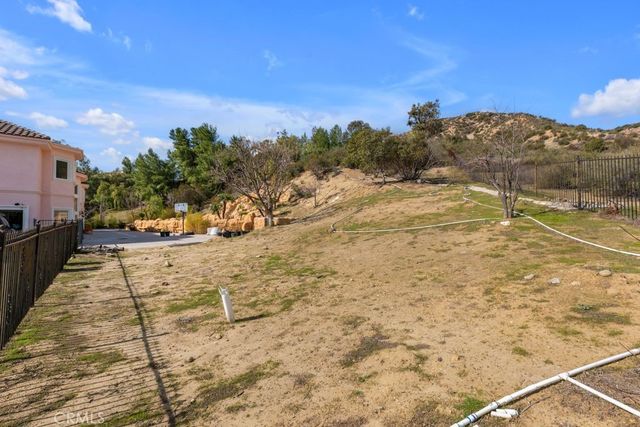 15 Maverick Lane, Bell Canyon, CA 91307