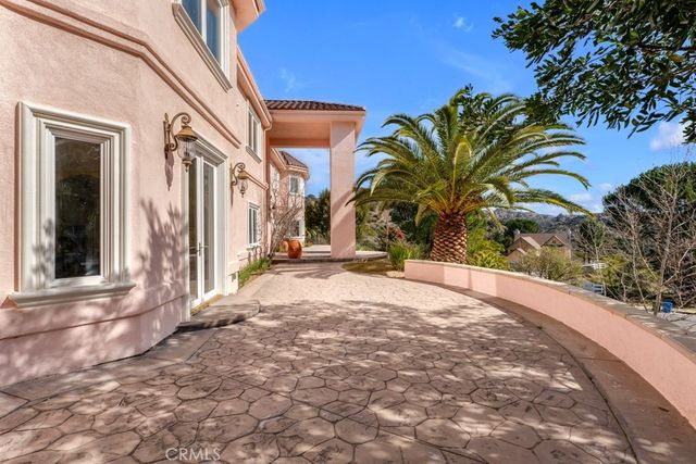 15 Maverick Lane, Bell Canyon, CA 91307
