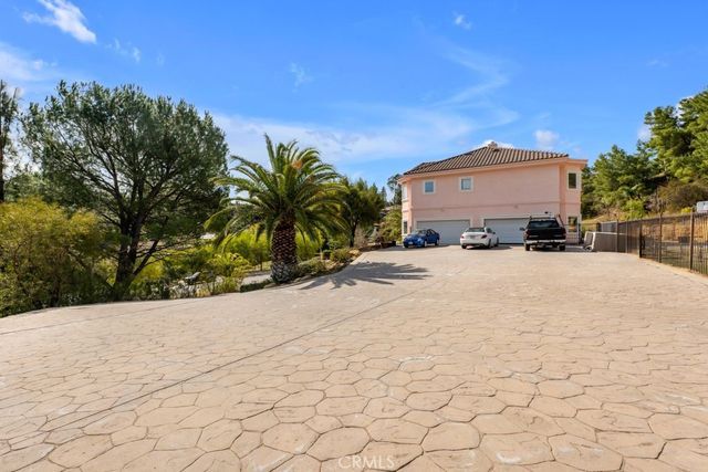 15 Maverick Lane, Bell Canyon, CA 91307