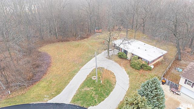 717 W BROW Court, Peoria, IL 61615